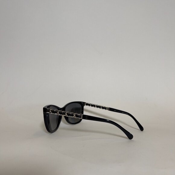 Chanel Black Polarized Sunglasses with Silver Chain Link Detailing - Picture 5 of 11